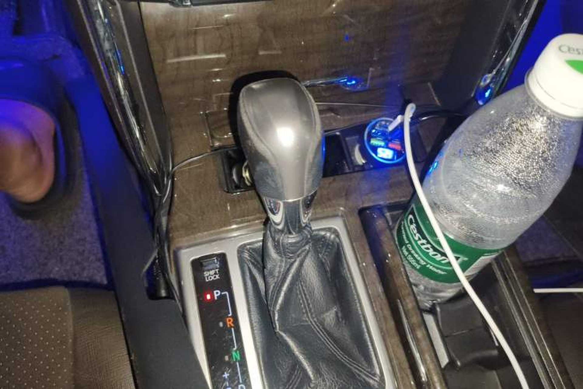 Used Toyota Reiz 2013 2.5V Shangrui Edition Gear Lever