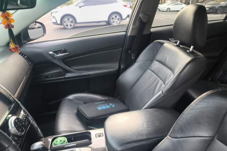 Used Toyota Reiz 2013 2.5V Elite Edition Left Front Seat