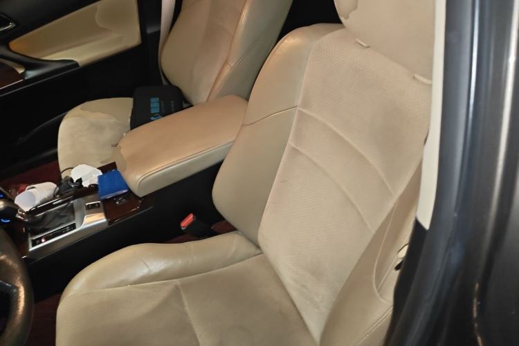 Used Toyota Reiz 2013 2.5V Shangrui Edition Left Front Seat