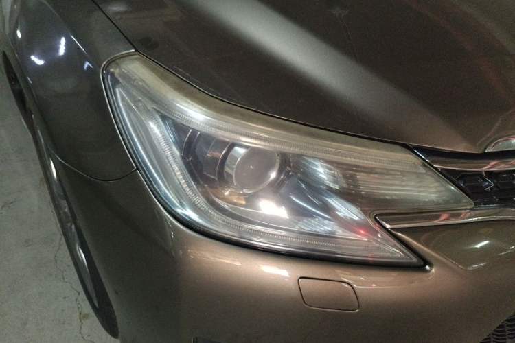 Used Toyota Reiz 2013 2.5V Shangrui Edition Right Front Headlight