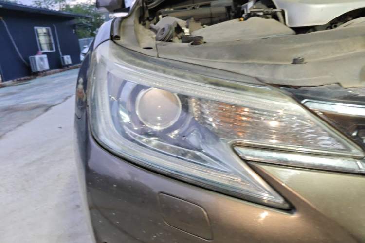 Used Toyota Reiz 2013 2.5S Elite Edition Right Front Headlight