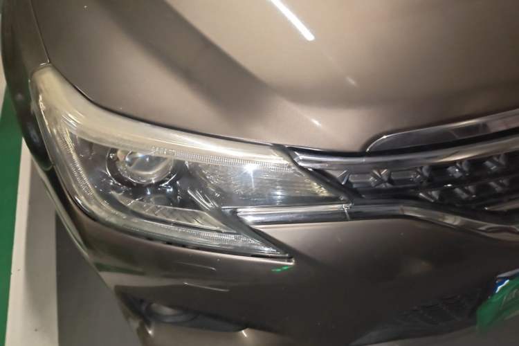 Used Toyota Reiz 2013 2.5V Shangrui Edition Right Front Headlight