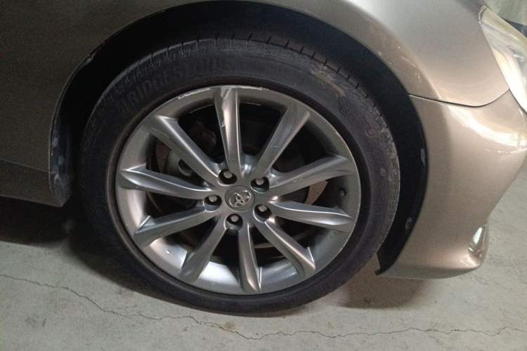 Used Toyota Reiz 2013 2.5V Shangrui Edition Right Front Wheel Hub
