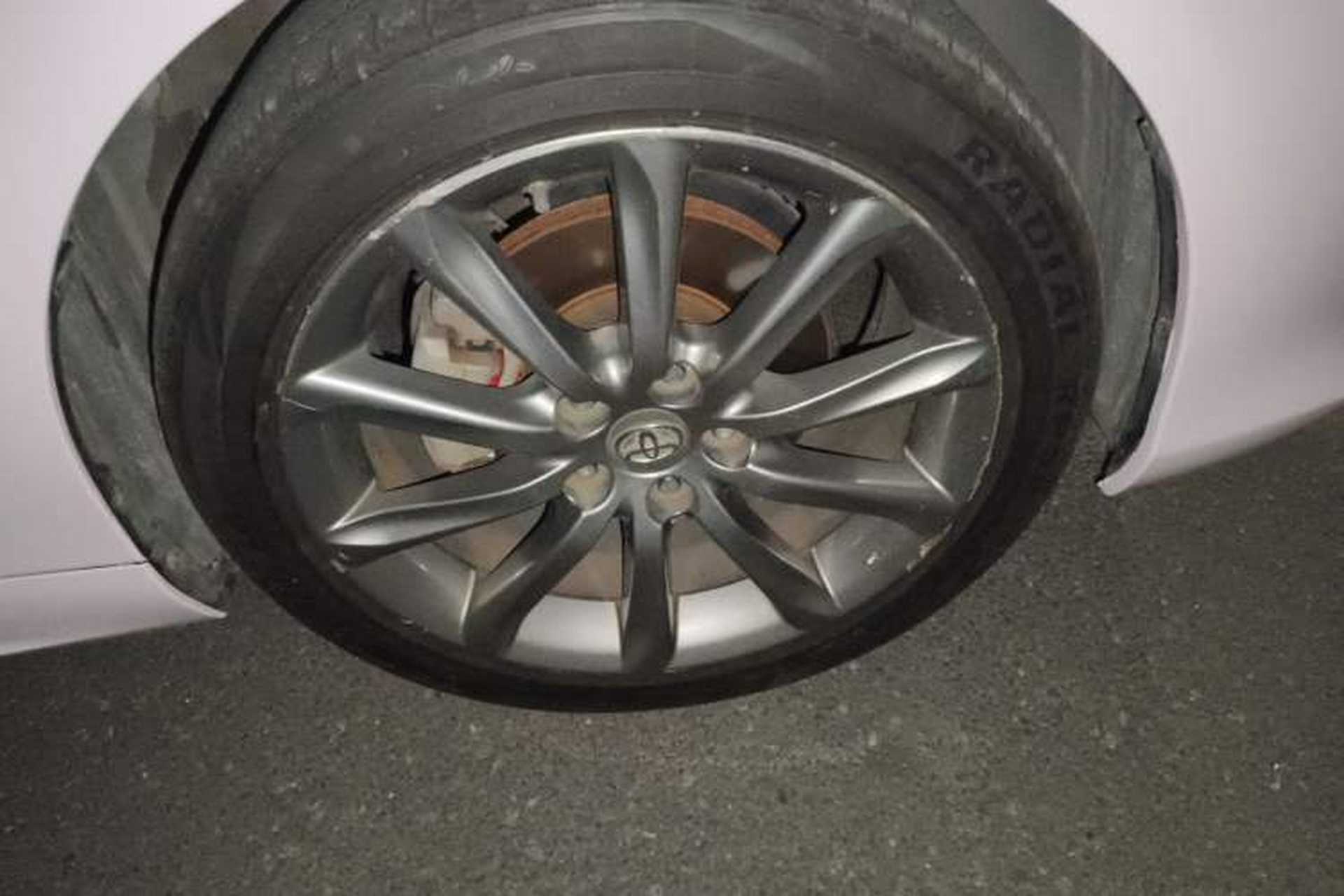 Used Toyota Reiz 2013 2.5V Shangrui Edition Right Front Wheel Hub