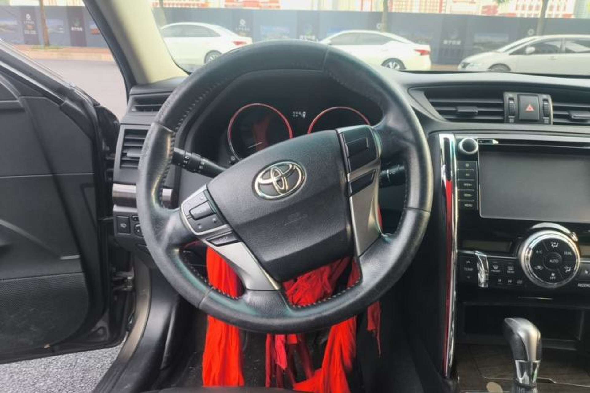 Used Toyota Reiz 2013 2.5V Elite Edition Steering Wheel