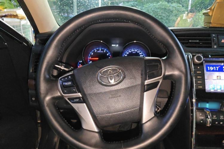 Used Toyota Reiz 2013 2.5S Elite Edition Steering Wheel