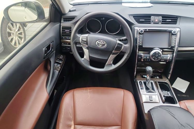 Used Toyota Reiz 2013 2.5S Elite Edition Steering Wheel