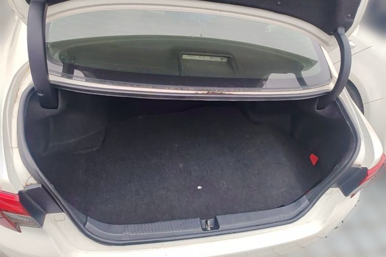 Used Toyota Reiz 2013 2.5S Elite Edition Trunk