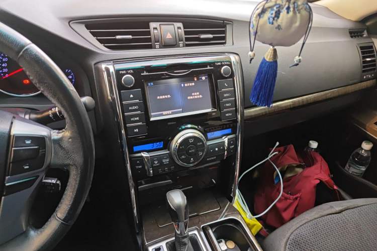 Used Toyota Reiz 2013 2.5V Shangrui Edition Audio And AC Panel