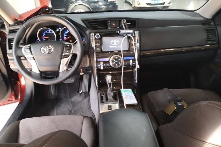 Used Toyota Reiz 2013 2.5V Shangrui Edition Center Console