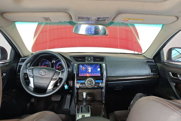 Used Toyota Reiz 2013 2.5V Shangrui Edition Center Console