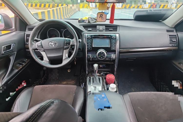 Used Toyota Reiz 2013 2.5V Shangrui Edition Center Console