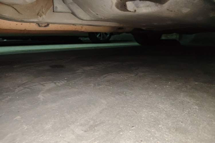 Used Toyota Reiz 2013 2.5V Supreme Edition Chassis Front Left