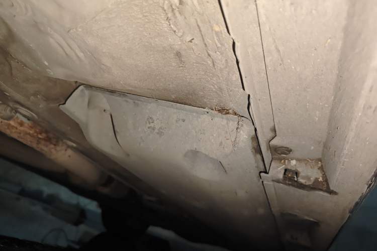 Used Toyota Reiz 2013 2.5V Supreme Edition Chassis Front Left