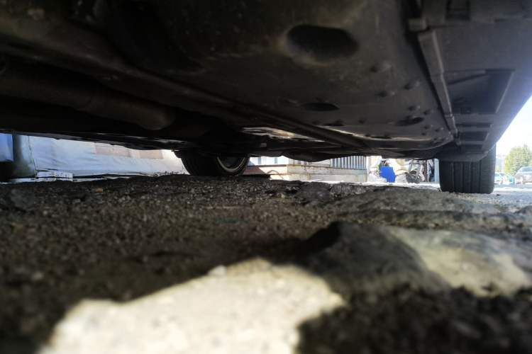 Used Toyota Reiz 2013 2.5V Supreme Edition Chassis Front Left