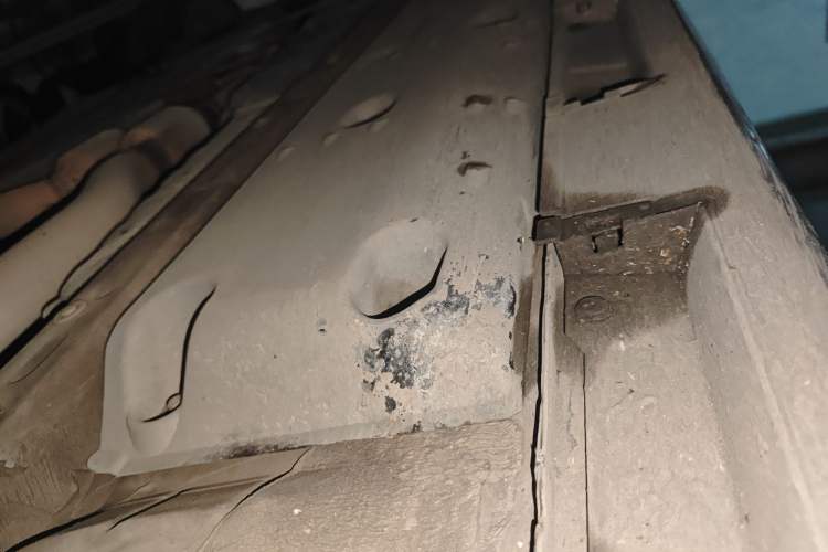 Used Toyota Reiz 2013 2.5V Supreme Edition Chassis Front Right