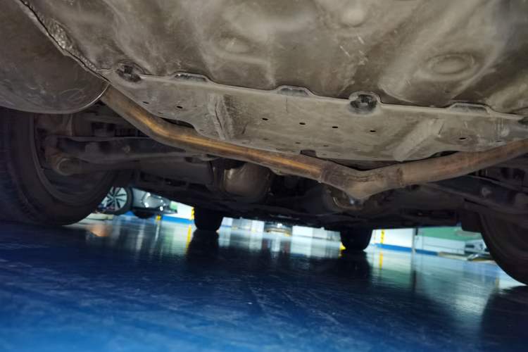 Used Toyota Reiz 2013 2.5V Supreme Edition Chassis Rear