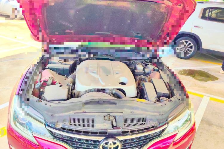 Used Toyota Reiz 2013 2.5V Shangrui Edition Engine Bay