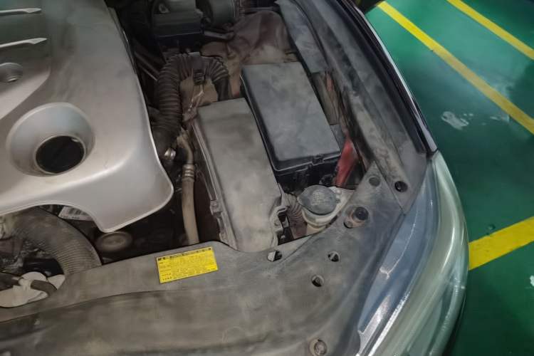 Used Toyota Reiz 2013 2.5V Shangrui Edition Engine Bay Left