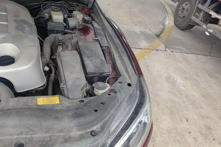 Used Toyota Reiz 2013 2.5V Shangrui Edition Engine Bay Left