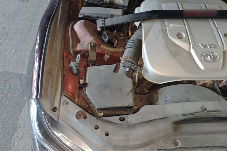 Used Toyota Reiz 2013 2.5V Shangrui Edition Engine Bay Right