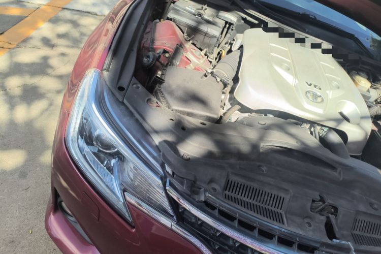 Used Toyota Reiz 2013 2.5V Shangrui Edition Engine Bay Right