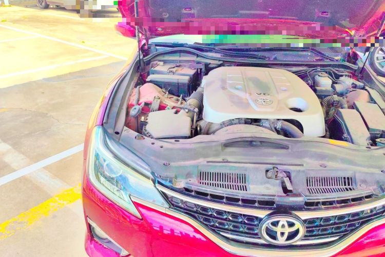 Used Toyota Reiz 2013 2.5V Shangrui Edition Engine Bay Right