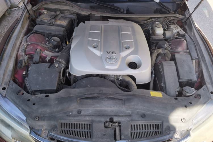 Used Toyota Reiz 2013 2.5V Supreme Edition Engine Bay