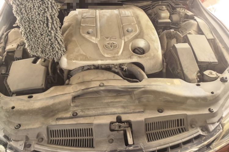 Used Toyota Reiz 2013 2.5V Elite Edition Engine Bay