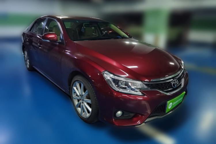 Used Toyota Reiz 2013 2.5V Supreme Edition Front Right 45 Deg