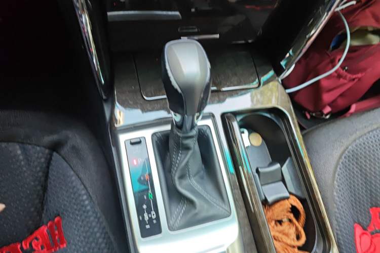 Used Toyota Reiz 2013 2.5V Shangrui Edition Gear Lever