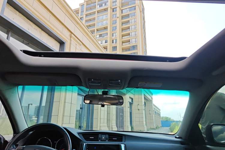 Used Toyota Reiz 2013 2.5V Elite Edition Headliner