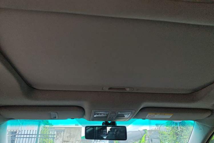 Used Toyota Reiz 2013 2.5V Shangrui Edition Headliner