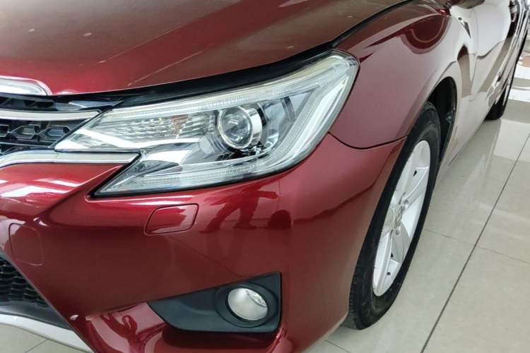 Used Toyota Reiz 2013 2.5V Elite Edition Left Front Headlight