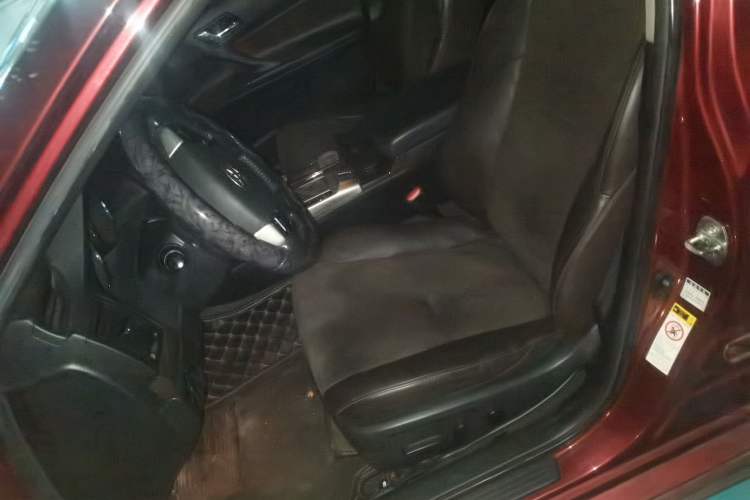 Used Toyota Reiz 2013 2.5V Shangrui Edition Left Front Seat