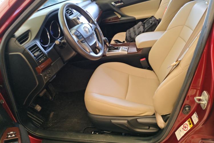 Used Toyota Reiz 2013 2.5S Elite Edition Left Front Seat