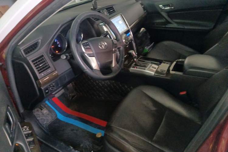 Used Toyota Reiz 2013 2.5V Elite Edition Left Front Seat