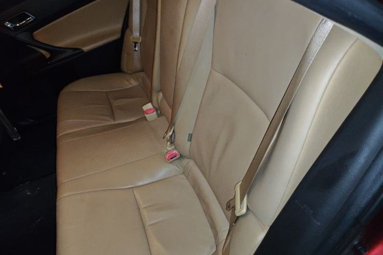 Used Toyota Reiz 2013 2.5V Supreme Edition Left Rear Seat