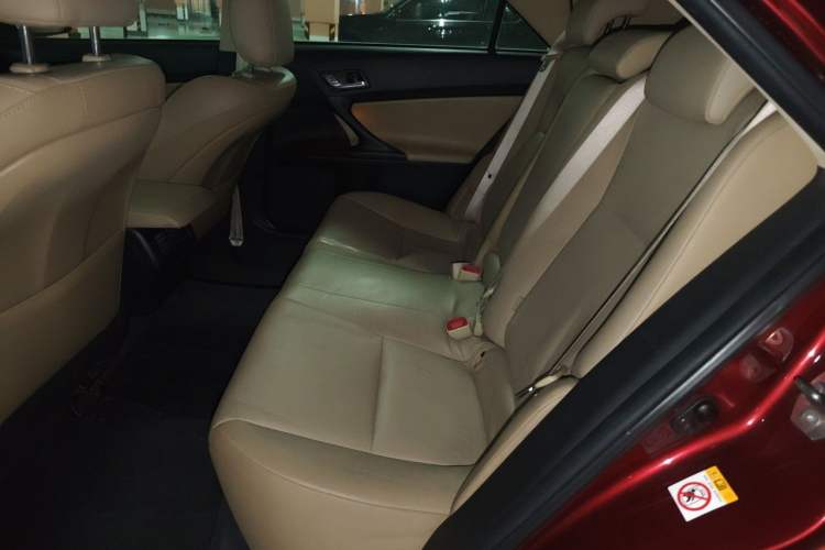 Used Toyota Reiz 2013 2.5V Elite Edition Left Rear Seat