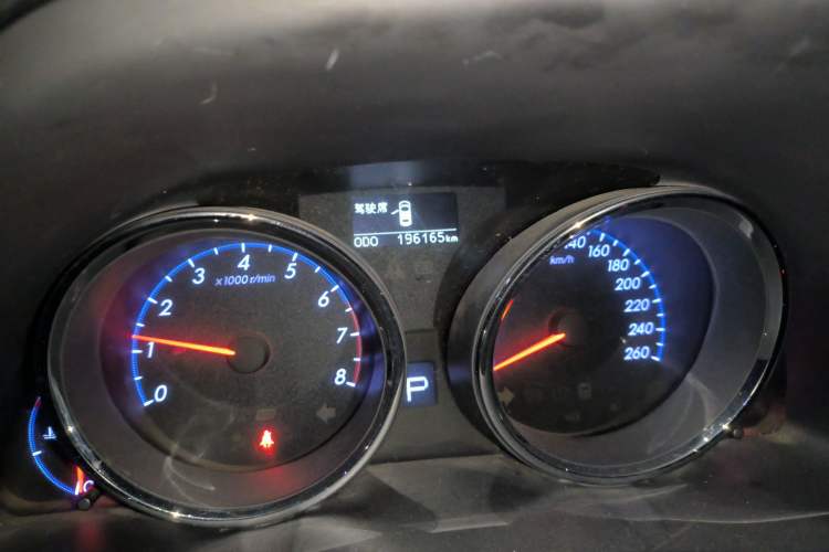 Used Toyota Reiz 2013 2.5V Elite Edition Odometer Close Up