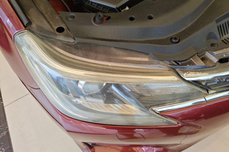 Used Toyota Reiz 2013 2.5S Elite Edition Right Front Headlight