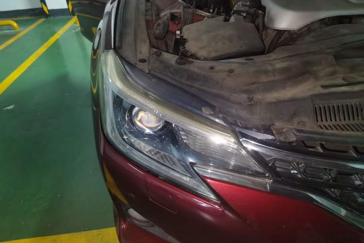 Used Toyota Reiz 2013 2.5V Shangrui Edition Right Front Headlight