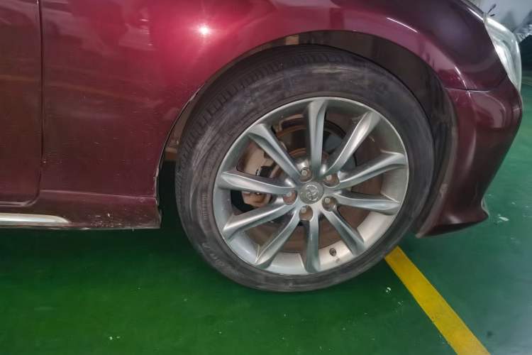 Used Toyota Reiz 2013 2.5V Shangrui Edition Right Front Wheel Hub