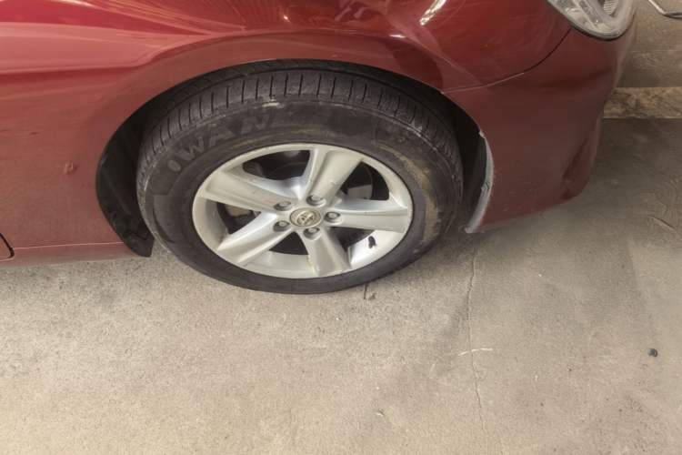 Used Toyota Reiz 2013 2.5V Elite Edition Right Front Wheel Hub