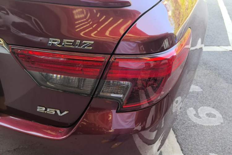 Used Toyota Reiz 2013 2.5V Shangrui Edition Right Rear Taillight