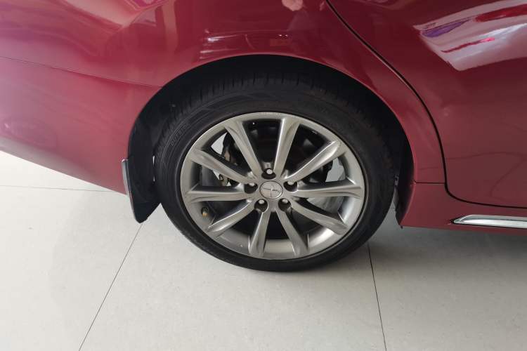 Used Toyota Reiz 2013 2.5V Shangrui Edition Right Rear Wheel Hub