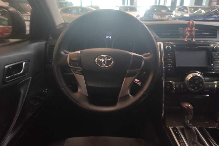 Used Toyota Reiz 2013 2.5S Elite Edition Steering Wheel