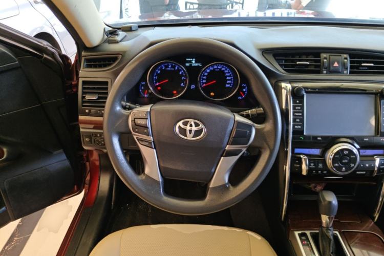 Used Toyota Reiz 2013 2.5S Elite Edition Steering Wheel
