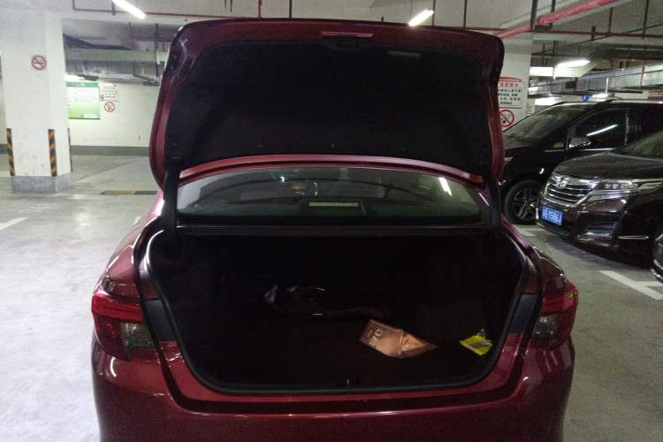 Used Toyota Reiz 2013 2.5V Shangrui Edition Trunk