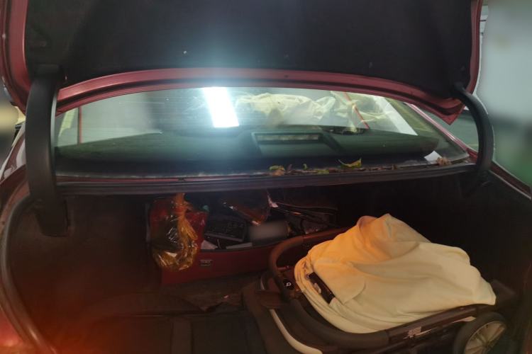 Used Toyota Reiz 2013 2.5V Shangrui Edition Trunk